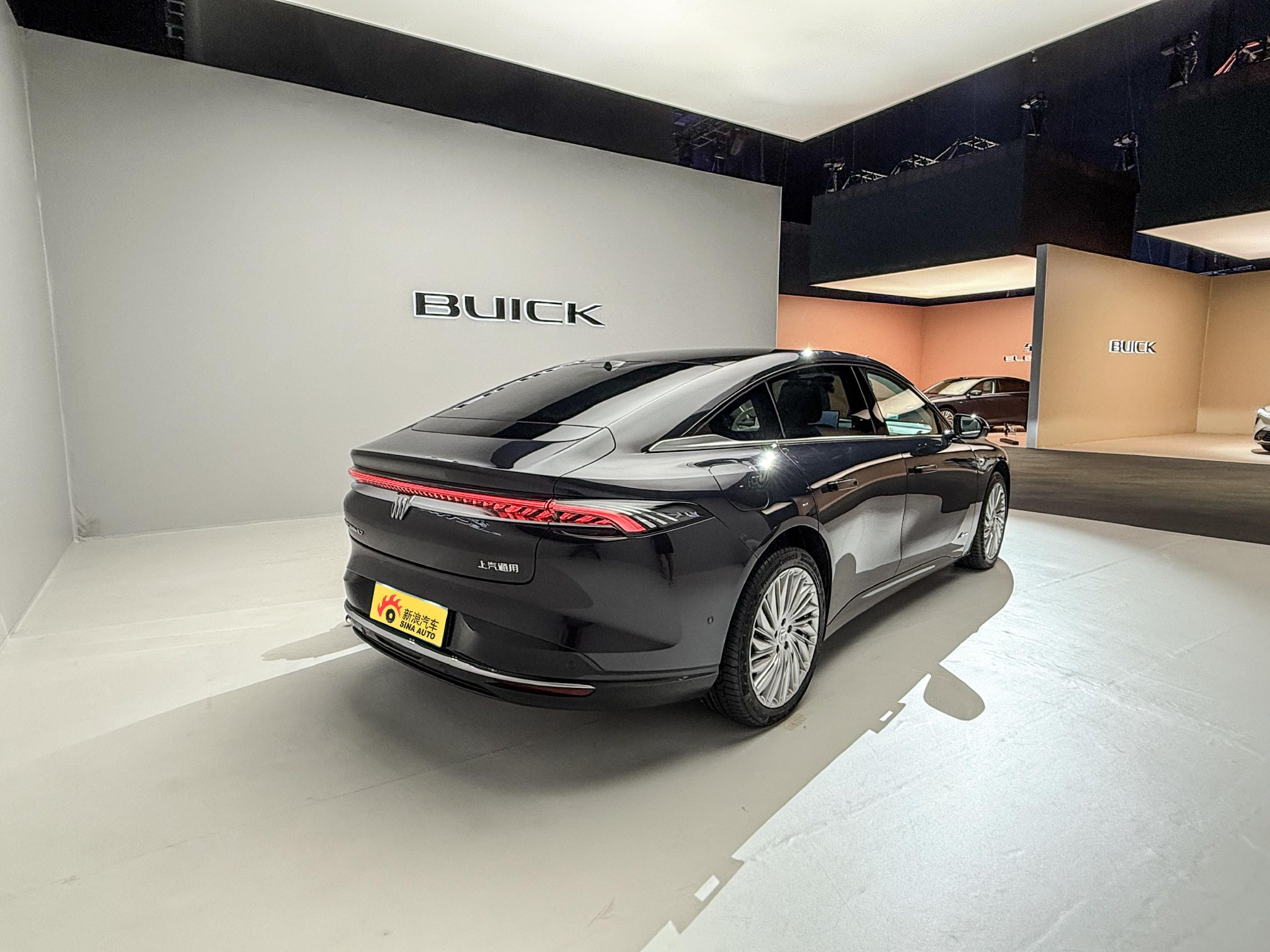 综合续航超1400km的美系增程车 别克至境L7静态体验