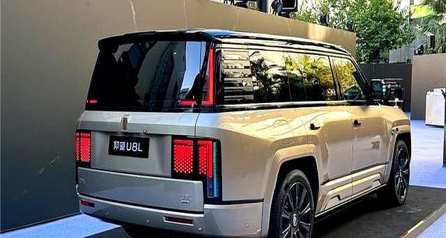 仰望U8L鼎世版上市,128万起,行政豪华大佬座驾-有驾