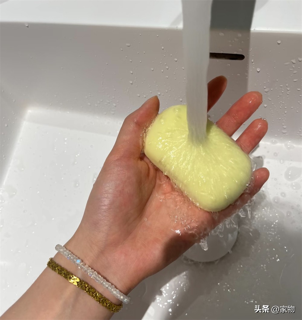 _硫磺皂冼头好吗_硫磺皂洗头还用洗发水吗