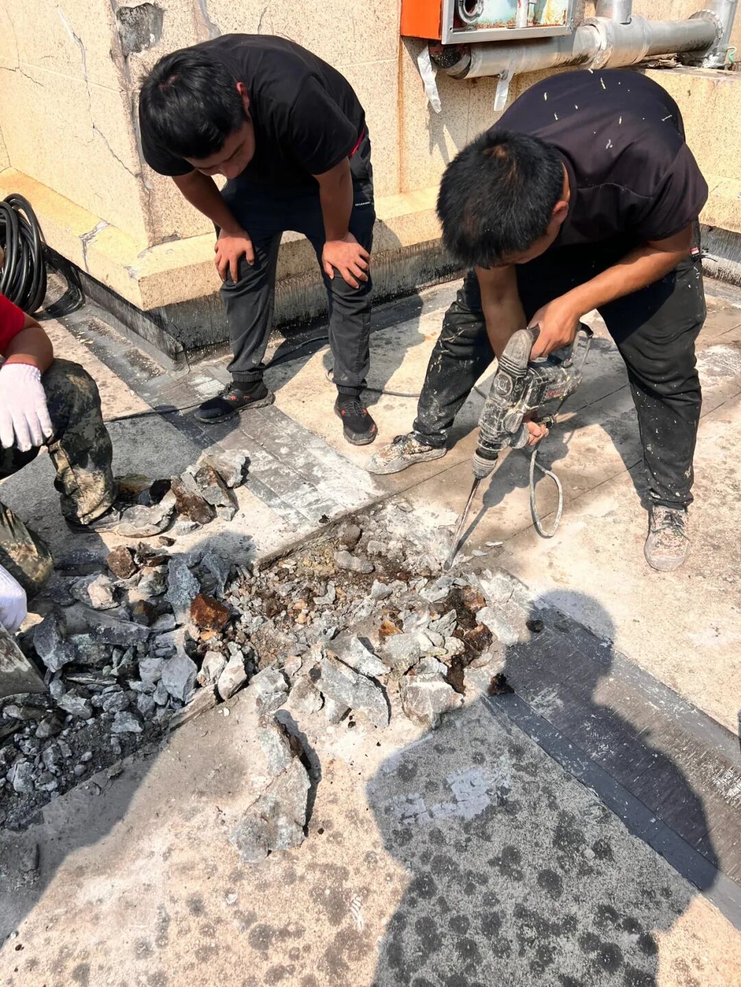 有一种尴尬叫买了“顶楼露台房”,想象很美好,住起来却一言难尽_有一种尴尬叫买了“顶楼露台房”,想象很美好,住起来却一言难尽_