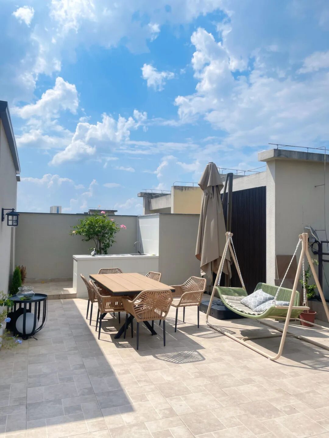 _有一种尴尬叫买了“顶楼露台房”,想象很美好,住起来却一言难尽_有一种尴尬叫买了“顶楼露台房”,想象很美好,住起来却一言难尽