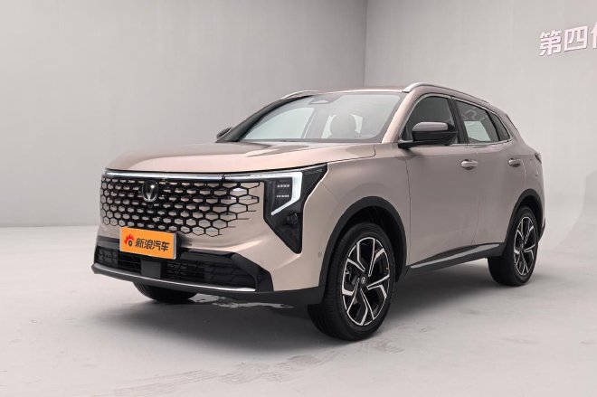 长安第四代CS55PLUS价格权益公布 限时优惠价7.89万起