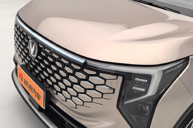 长安第四代CS55PLUS价格权益公布 限时优惠价7.89万起