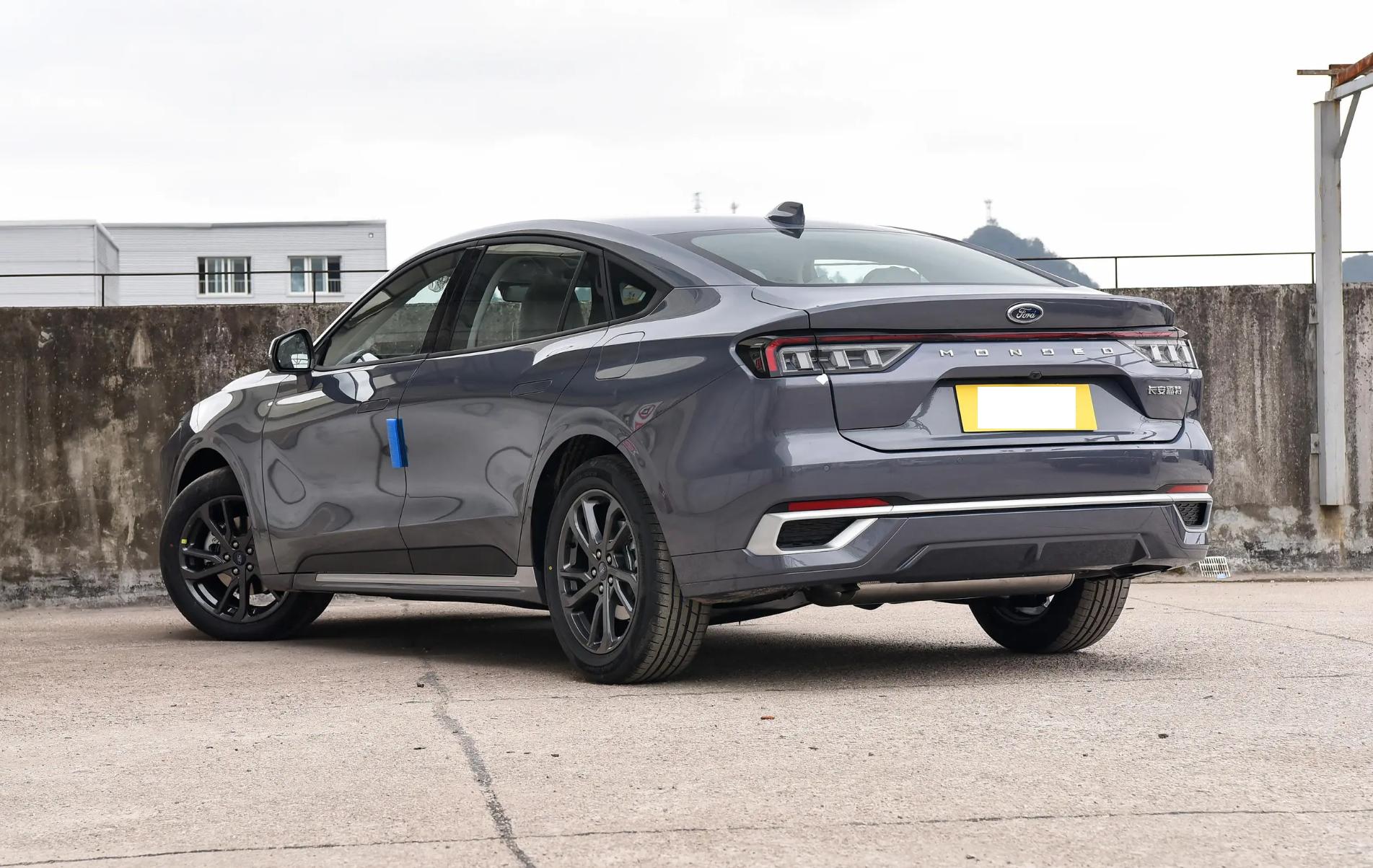 迈腾220马力是什么概念_天津那迈腾子椅子_