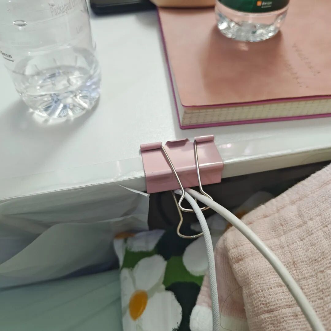 还是年轻人脑洞大！“办公用品”换个方式用，竟比专门买的还好用__还是年轻人脑洞大！“办公用品”换个方式用，竟比专门买的还好用