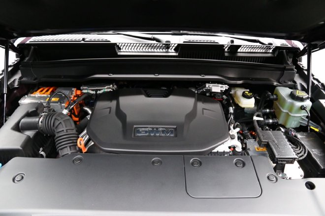 朋克?坦克?当越野车碰上潮流 实拍全新坦克400Hi4-Z