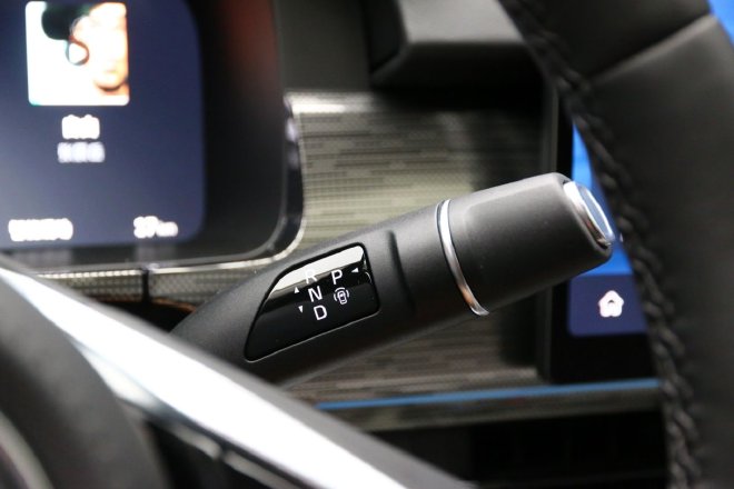 朋克?坦克?当越野车碰上潮流 实拍全新坦克400Hi4-Z