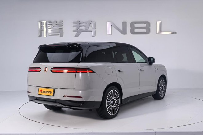 焕然一新的家用旗舰 静态体验腾势N8L