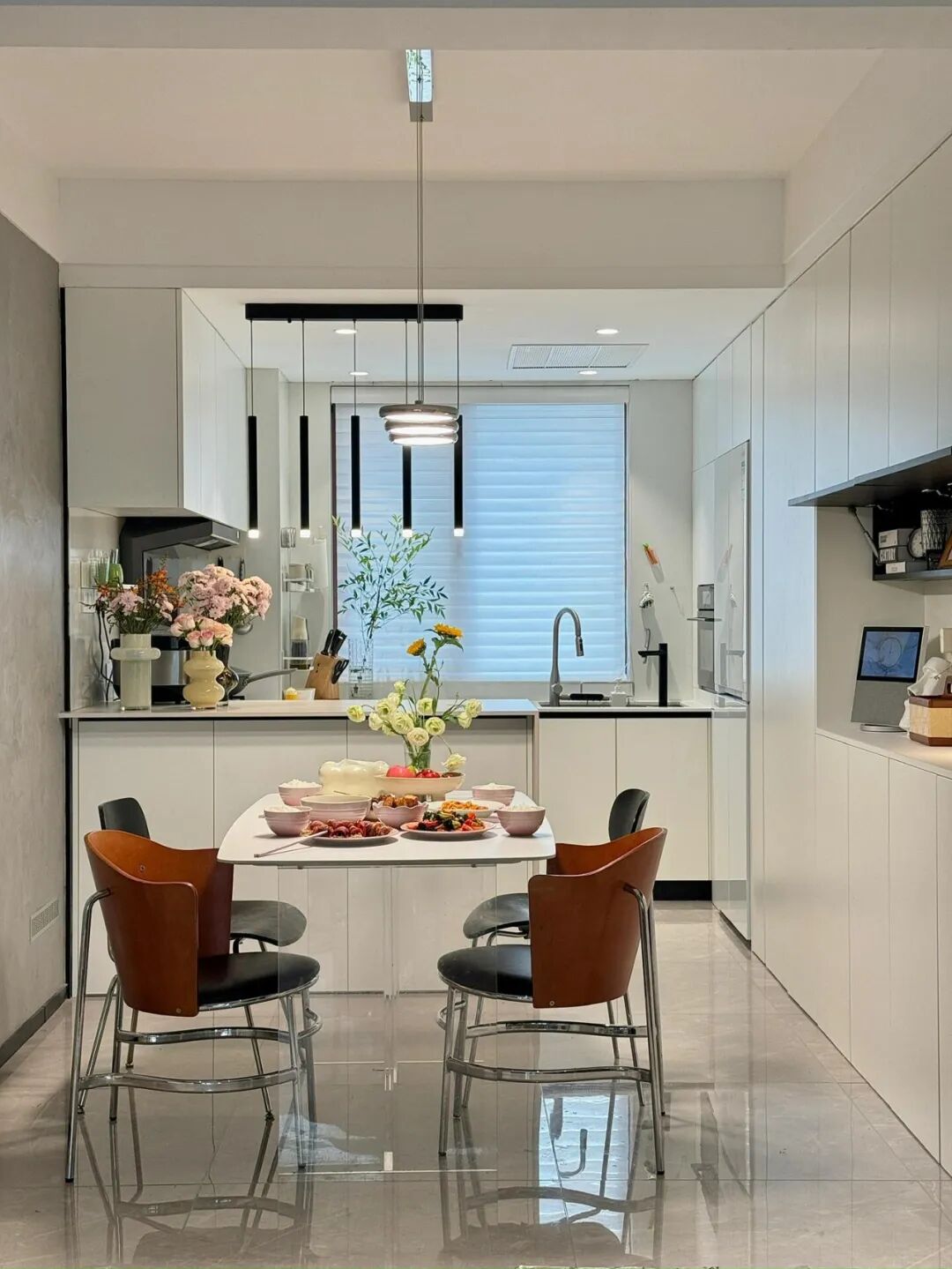 有一种痛苦叫“厨房乱抄作业”，入住两个月，全是生活痛点！__有一种痛苦叫“厨房乱抄作业”，入住两个月，全是生活痛点！