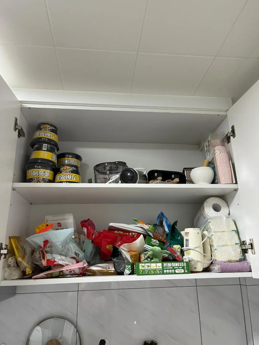 有一种痛苦叫“厨房乱抄作业”，入住两个月，全是生活痛点！__有一种痛苦叫“厨房乱抄作业”，入住两个月，全是生活痛点！