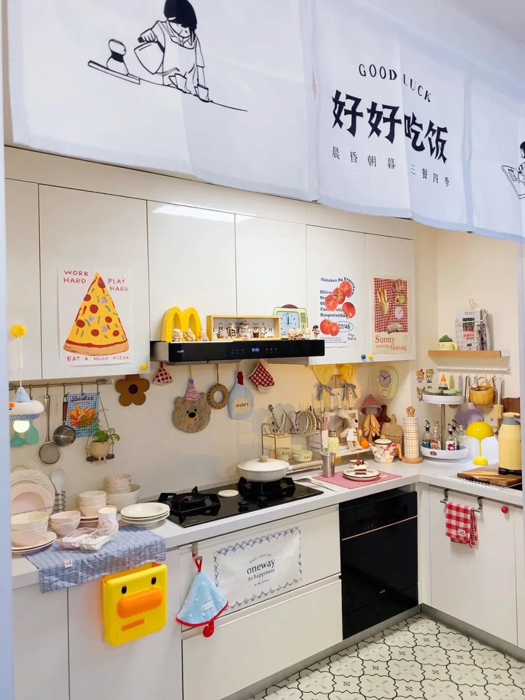 _有一种痛苦叫“厨房乱抄作业”，入住两个月，全是生活痛点！_有一种痛苦叫“厨房乱抄作业”，入住两个月，全是生活痛点！