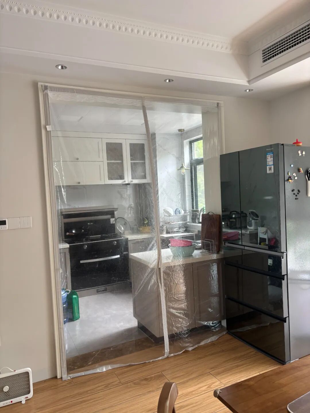 _有一种痛苦叫“厨房乱抄作业”，入住两个月，全是生活痛点！_有一种痛苦叫“厨房乱抄作业”，入住两个月，全是生活痛点！