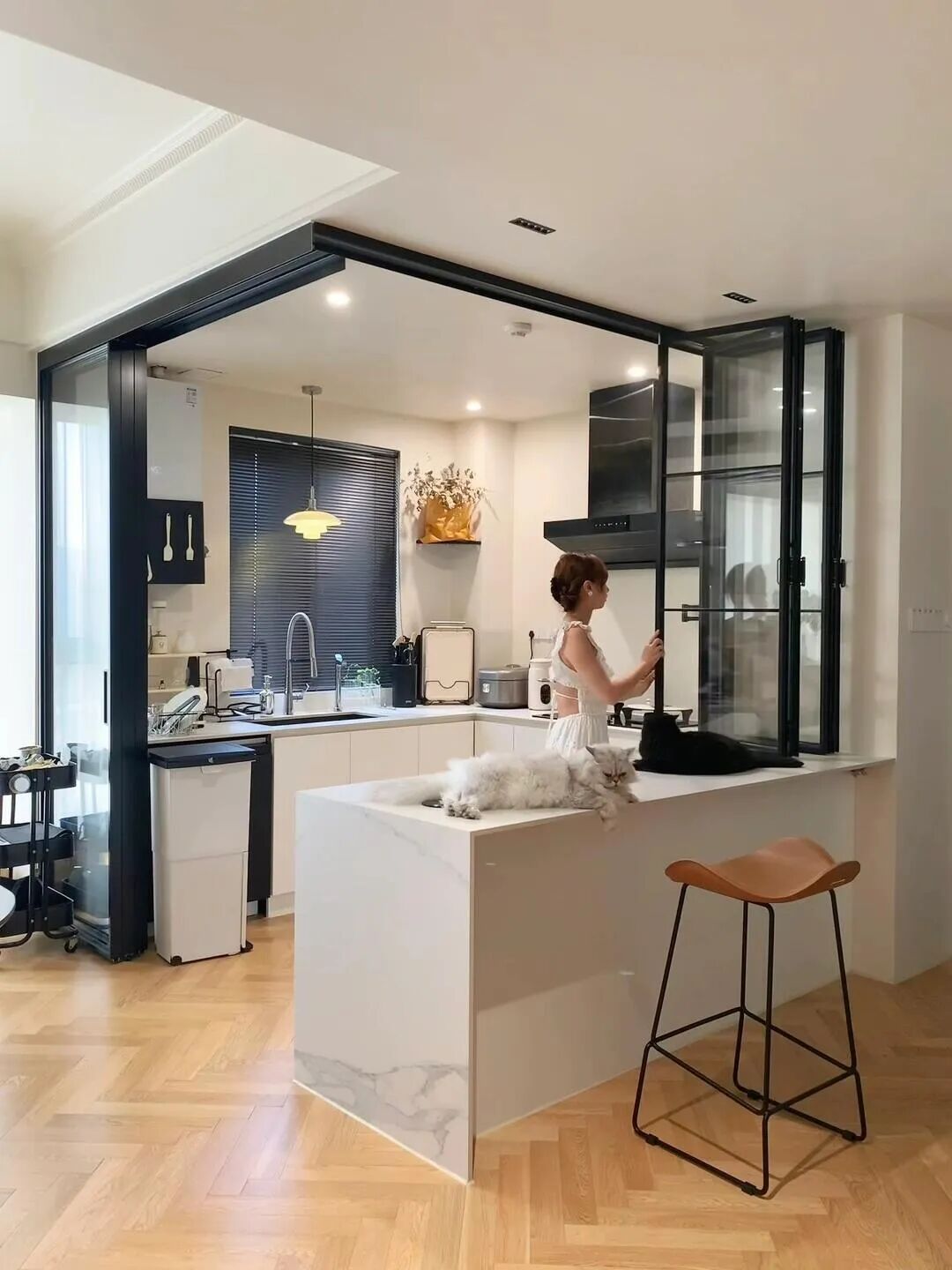 _有一种痛苦叫“厨房乱抄作业”，入住两个月，全是生活痛点！_有一种痛苦叫“厨房乱抄作业”，入住两个月，全是生活痛点！