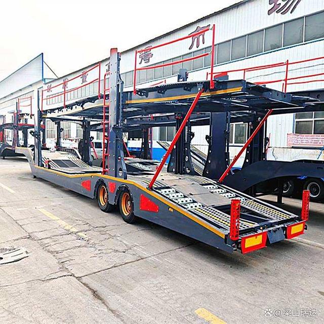 河北八位一体轿运半挂车-有驾