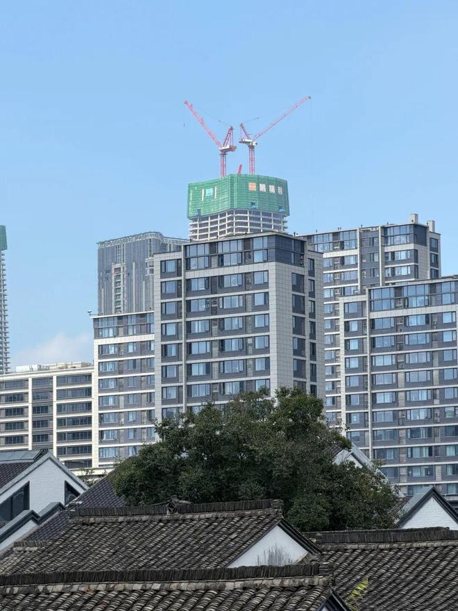 iPhone 16 系列跑崩坏星槎海的温度情况_iPhone 16 系列跑崩坏星槎海的温度情况_