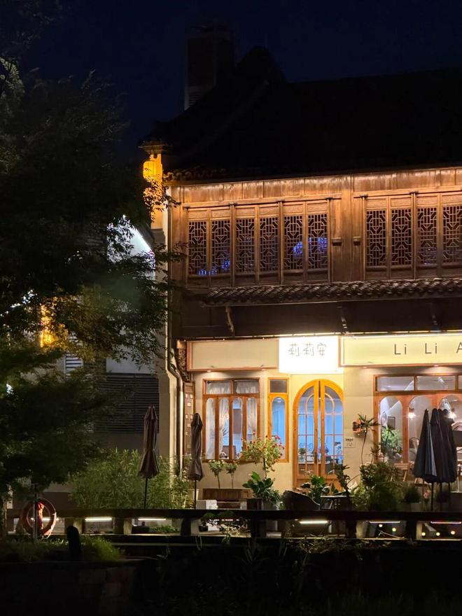 _iPhone 16 系列跑崩坏星槎海的温度情况_iPhone 16 系列跑崩坏星槎海的温度情况