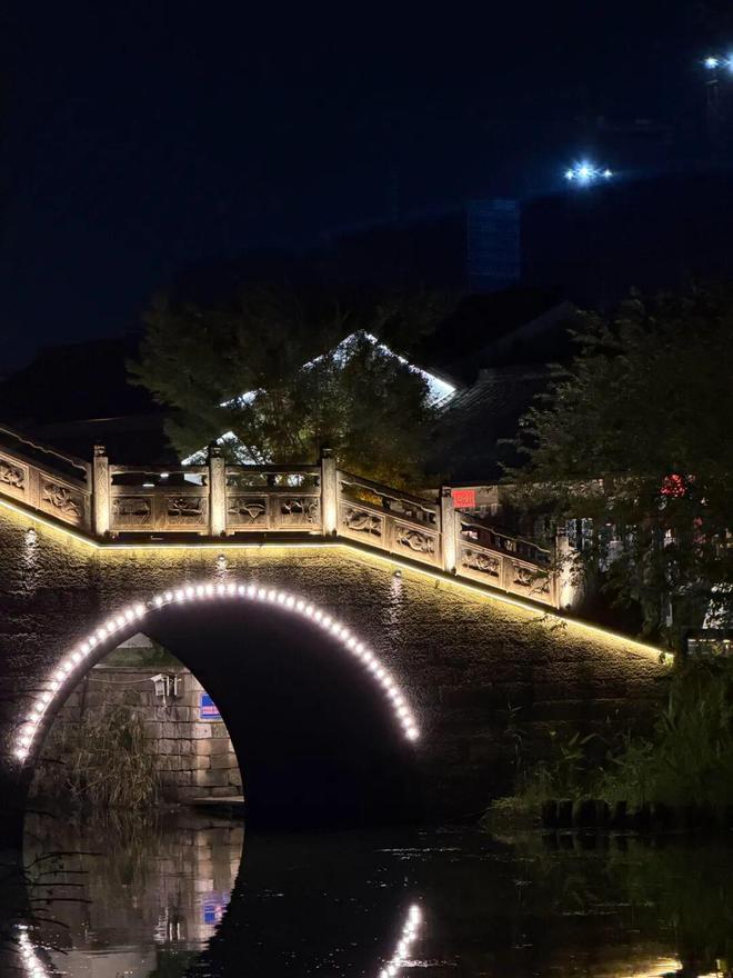 _iPhone 16 系列跑崩坏星槎海的温度情况_iPhone 16 系列跑崩坏星槎海的温度情况