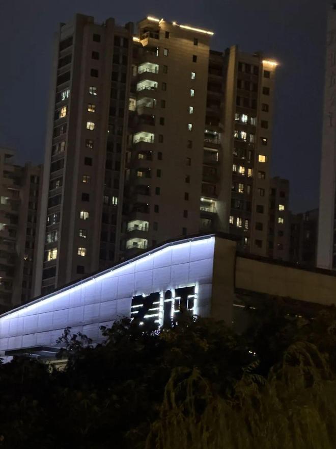 iPhone 16 系列跑崩坏星槎海的温度情况__iPhone 16 系列跑崩坏星槎海的温度情况