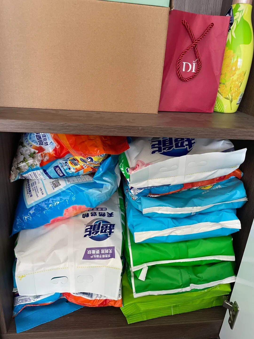 老牌洗衣粉__一代洗衣粉摆拍