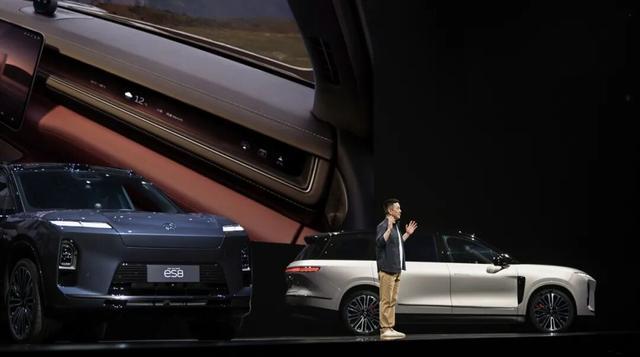 李斌和蔚来今年以来苦练“易筋经”_李斌和蔚来今年以来苦练“易筋经”_