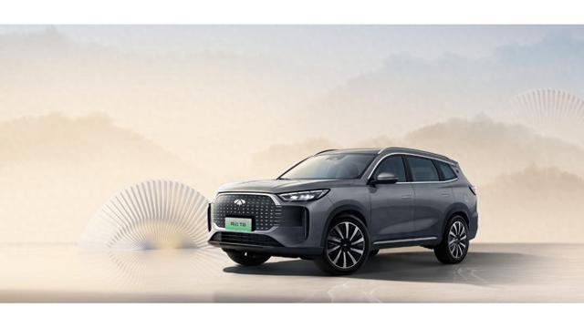 奇瑞不装了：10万级7座，续航2000公里，它解决的不是出行-有驾