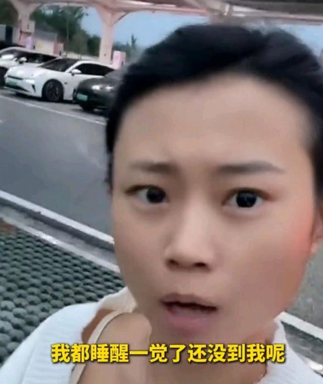 十一高速堵到哭?电车充电不用慌,4个实用技巧解你燃眉之急-有驾