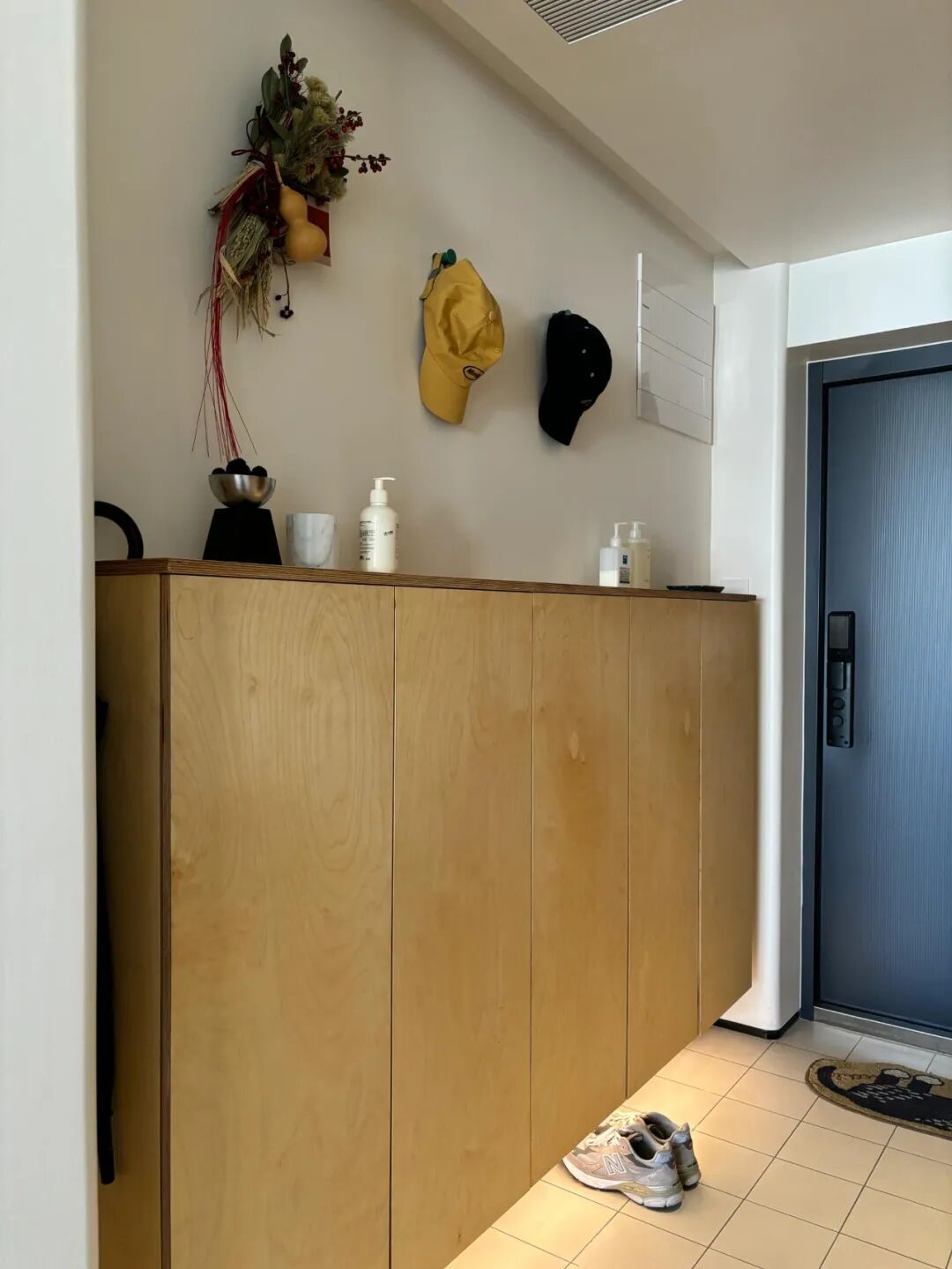 玄关鞋柜百科__玄关鞋柜隔断柜效果图大全