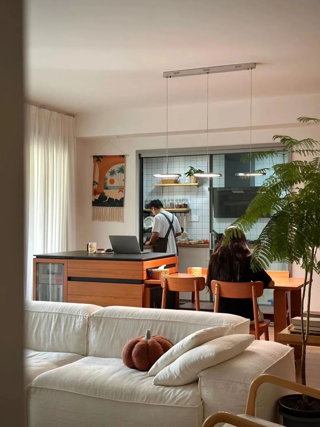 中年阿姨是什么年龄__为什么中年人那么坏