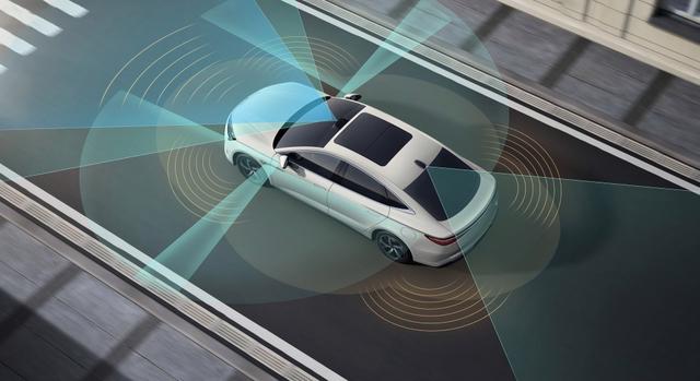 又被他们装到了！这可能是比亚迪插混车主，过得最爽的十一假期了-有驾