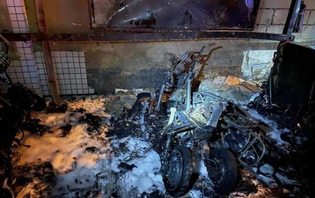 女子购买的新车行驶仅1066公里在小区地下停车场自燃幸好未造成人员伤亡但凸显电动车安全隐患亟须厂家排查整治-有驾