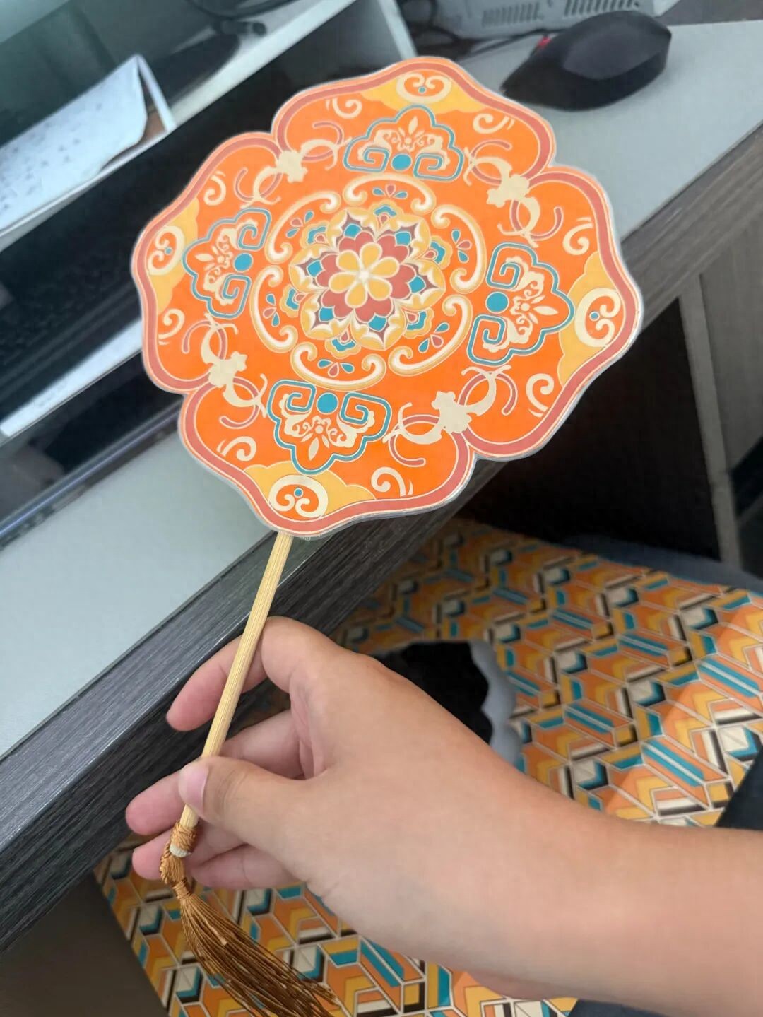 吃完月饼的盒子只能扔掉？看完网友的脑洞后，发现自己亏大了__吃完月饼的盒子只能扔掉？看完网友的脑洞后，发现自己亏大了