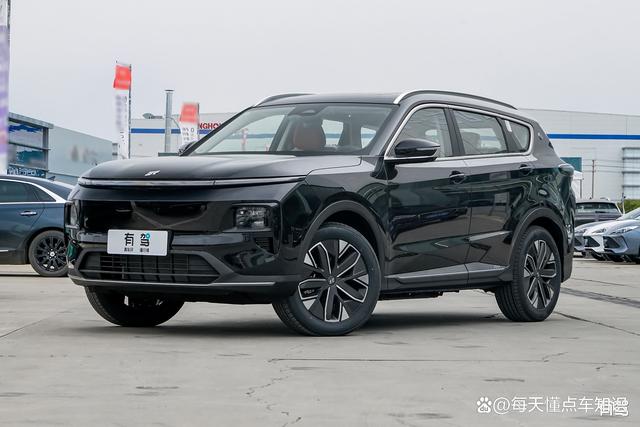 10.9万落地的混动SUV！捷途山海L7空间比理想能装，油耗才5个多-有驾