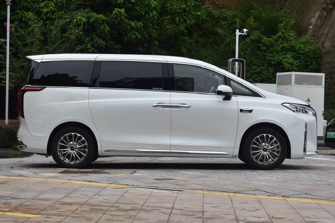 售价28.58万元 魏牌高山7正式上市