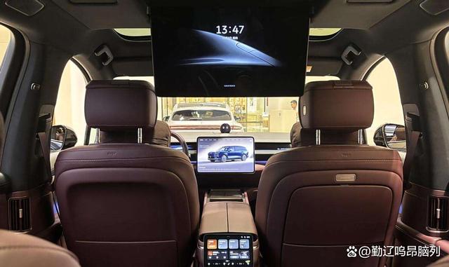 蔚来ES8热潮：纯电SUV智商税？还是真香之选？-有驾