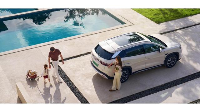 比亚迪宋L到店，续航引热议，权益和配置都有变化-有驾