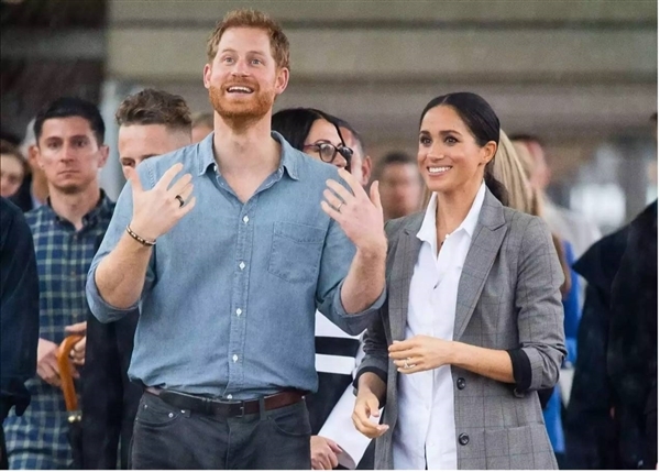 没屏幕却值百亿美元 从王室到NBA球星都在戴