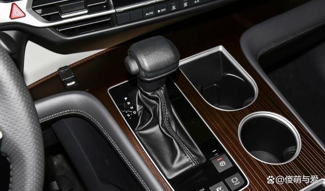 “油电混动不止是省油！丰田赛那如何用实力挑战新能源车的市场统治？”-有驾