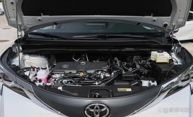 “油电混动不止是省油！丰田赛那如何用实力挑战新能源车的市场统治？”-有驾
