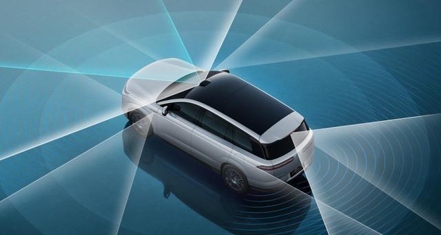 差11万！腾势N8L正式上市，理想L9车主直拍大腿，连充电都能败-有驾