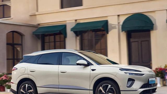 比亚迪净利破230亿，领跑自主车企，上汽长城紧随其后-有驾