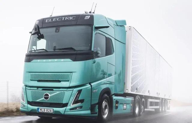 沃尔沃电动重卡全球突破5000辆，1.7亿公里重塑物流未来-有驾