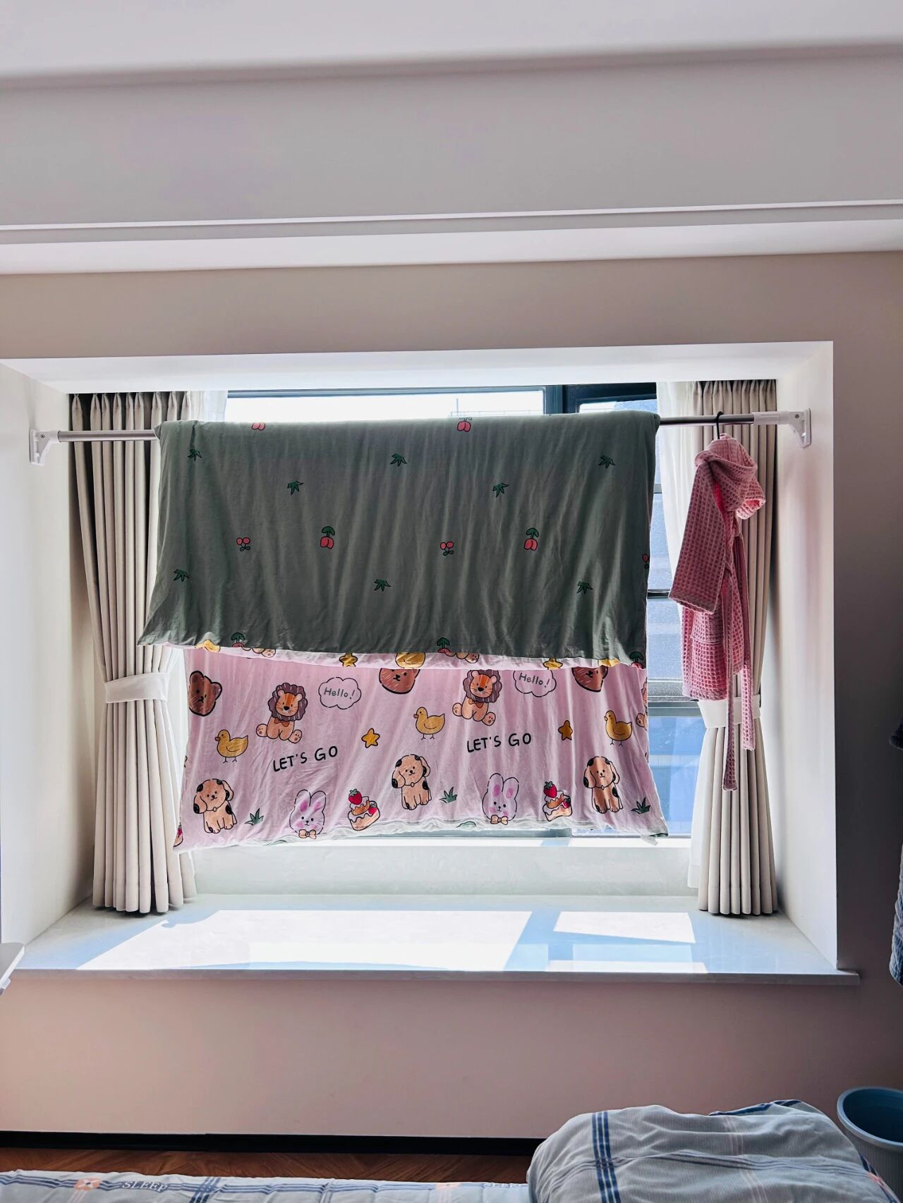 阳台晒衣服设计_阳台晒衣服有什么讲究_