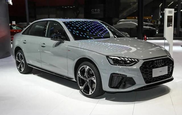 全系2.0T+优惠超9万，还卖不动，奥迪到底失算在哪儿？奥迪A4L的高功+低价，为啥还是留不住消费者？-有驾