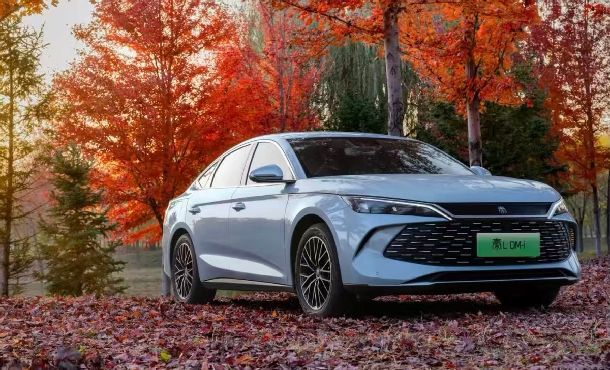 _油耗更低，智能化升级 2026款秦L DM-i 限时9.28万元起_油耗更低，智能化升级 2026款秦L DM-i 限时9.28万元起