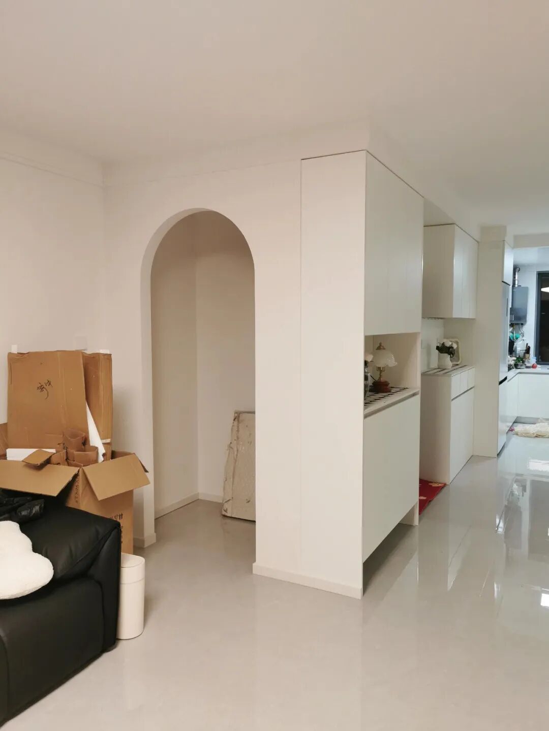 _鞋柜“正退出”中国家庭？看看年轻人家里的设计，那叫一个高级_鞋柜“正退出”中国家庭？看看年轻人家里的设计，那叫一个高级