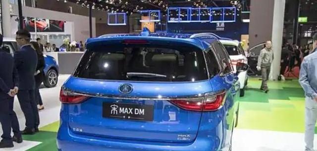 比亚迪真是一点面子都不给，看2025年前三季度全球汽车销量排名却仍在第四名，难怪众多品牌望尘莫及-有驾