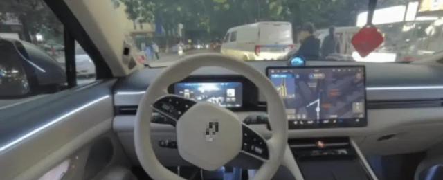 凌晨1点半，杭州一男子酒后在副驾睡觉，车辆自动驾驶20分钟，网友直呼吓人！法院判了-有驾