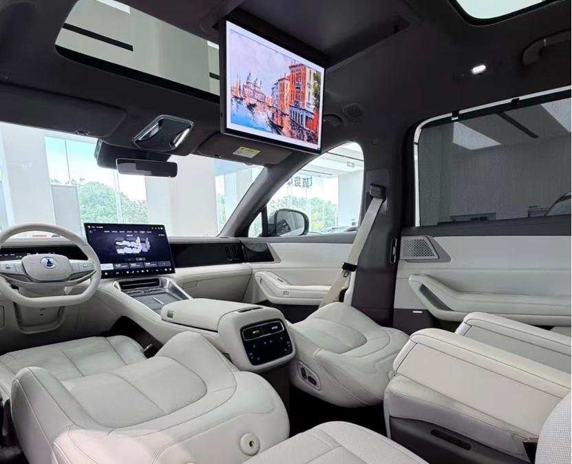 标配天神之眼B+云辇A 叫板问界、理想？腾势N8L售价29.98万元起__标配天神之眼B+云辇A 叫板问界、理想？腾势N8L售价29.98万元起