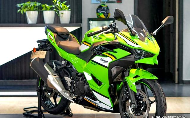 进口仿赛价格雪崩，川崎Ninja500狂降6000+，3.98万击穿底线-有驾