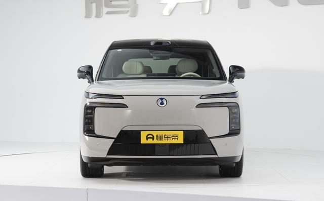 30万级大六座SUV对决！腾势N8L能否撼动理想和问界的市场-有驾